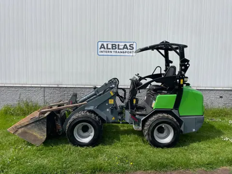 Giant G2500HD Xtra shovel 2022 (bj 2022)