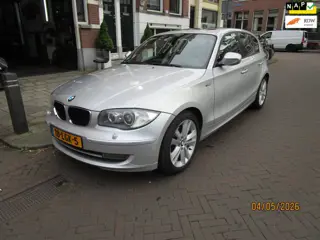 BMW 120i Automaat 5-Drs Airco Leer Navi