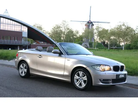 BMW 1-serie Cabrio 118i Cabriolet Aut 143Pk Full Option 1e eigenaar aut Vol Leder Groot Navi Nieuw S