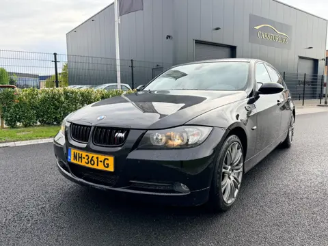 BMW 3-serie 320i Dynamic Executive Automaat