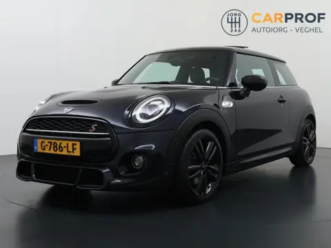 MINI 3-Deurs 2.0 Cooper S Panoramadak | Leder |  JCW John Cooper Works | Navigatie |
