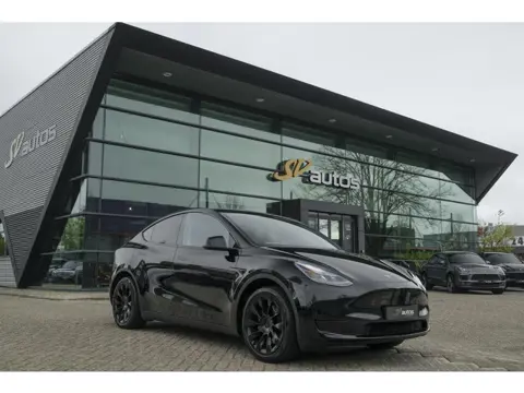 Tesla Model Y RWD 58 kWh AMD RYZEN Autopilot *BTW* *SOH 93%* 1e eigenaar Black Edition NLauto 20" LM
