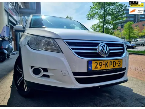 Volkswagen Tiguan 1.4 TSI Easyline Navi