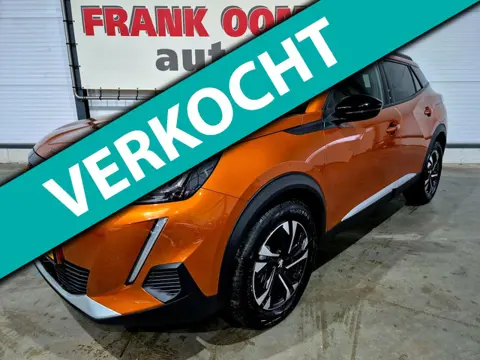 Peugeot 2008 1.2 PureTech 131PK Allure Pack + LED|Navi|Apple|Android|DAB|Clima|Cruise|PDC|17"LMV|Rij