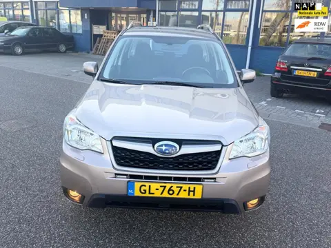 Subaru Forester 2.0 Comfort ((( automaat/apk gekeurd)) 140.000 km