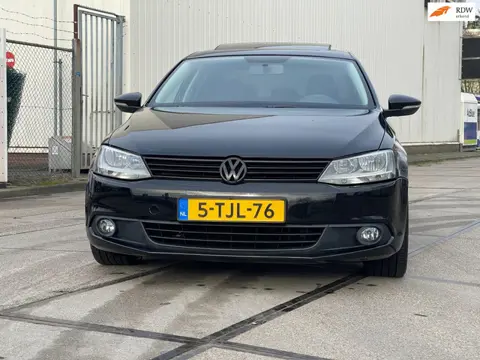 Volkswagen JETTA 2.5 Automaat Schuifdak/18inc/Leer/Stoelverw