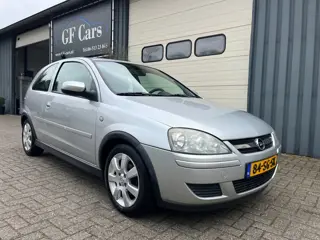 Opel Corsa 1.2-16V Silverline 2006