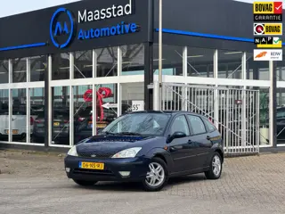 Ford Focus 1.6-16V Trend comfortabel en betrouwbaar NWE APK