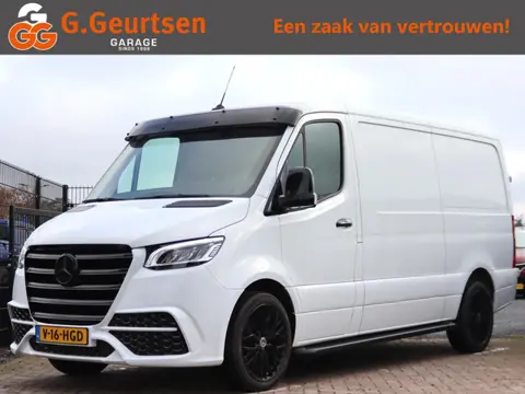 Mercedes-Benz Sprinter 317CDI AMG Line L2H1 Leder, Cruise Control, Navigatie, Camera, Bijrijdersbank