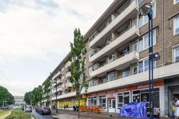Woning aan de Tussen Meer te Amsterdam