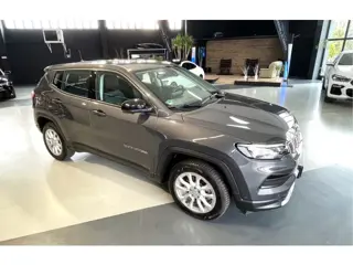 Jeep Compass 1.5T e-Hybrid Altitude 1450KG trekgewicht/Stoel+stuur verwarming.