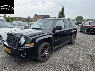 Jeep Patriot 2.4 Limited leder/navi (bj 2008)