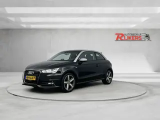 Audi A1 1.0 TFSI Adrenalin Handgeschakeld Airco,Bluetooth,Cruise Control,Navigatie,All season banden