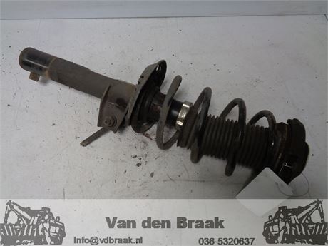 Skoda Octavia 2004-2013 Schokbreker voorzijde