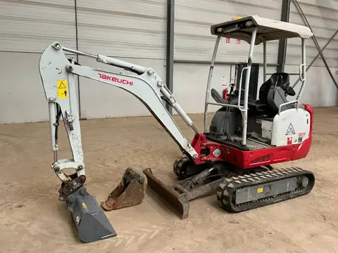 Takeuchi TB 216 (bj 2020)