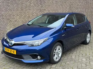Toyota Auris 1.8 Hybrid Dynamic Navi Camera Parkeersens. Cruise-Control Lane-Assist