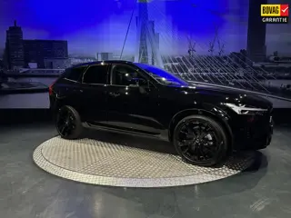 Volvo XC60 2.0 T8 Plug-in hybrid AWD Plus Black Edition *Luchtvering*HUD*B&W*