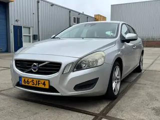 Volvo V60 2.0 D3 Kinetic