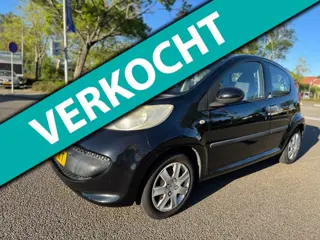 Peugeot 107 1.0-12V XS / airco / deurvergrendeling / elektrische.ramen / nap....