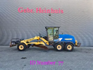 New Holland F 106.6 (bj 2007, automaat)