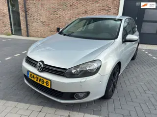 Volkswagen Golf 1.2 TSI Highline BlueMotion