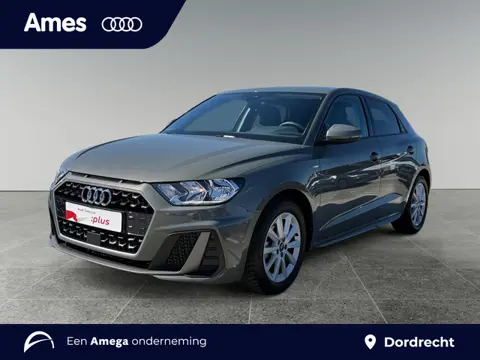 Audi A1 Sportback 25 95pk TFSI S Line Sportstoelen voorin | Stoelverwarming voorin | Audi smartphone