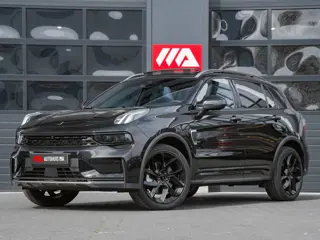Lynk & Co 01 1.5 Black Edition Zwarte Dakhemel|Panoramadak|Trekhaak|Camera|ACC|Stoelverwarming|Navi|