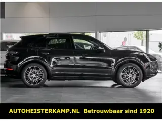Porsche Cayenne 3.0 S E-Hybrid 470 PK Panoramadak Porsche InnoDrive Adaptieve Sportstoelen Achterasb