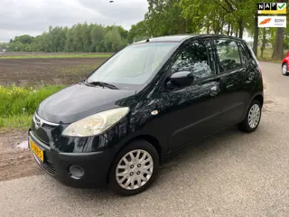 Hyundai I10 1.1 Dynamic Cool / 100.000