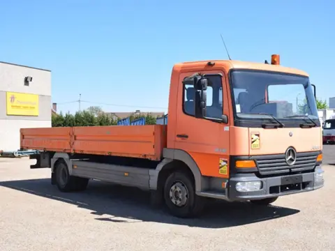 Mercedes-Benz Atego 818 Flatbed (bj 2002)