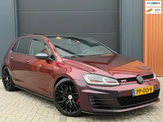 Volkswagen Golf 2.0 TSI GTI Performance|Pano|Custom Stuur|Dynaudio|Stoelverwarming|ACC|Rijstrooksens