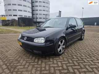Volkswagen Golf 2.0 Trendline