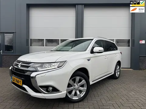 Mitsubishi Outlander 2.0 PHEV Business Edition Trekhaak