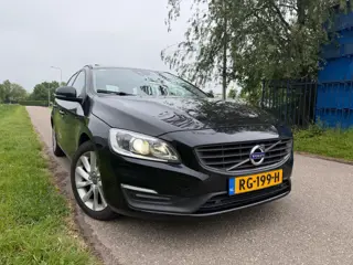 Volvo V60 2.0 D3 Summum (bj 2016) AUTOMAAT|XENON|TREKHAAK|VOL