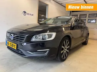 VOLVO V60 2.4 D6 Twin Engine Summumn EURO 6 FULL OPTIONS