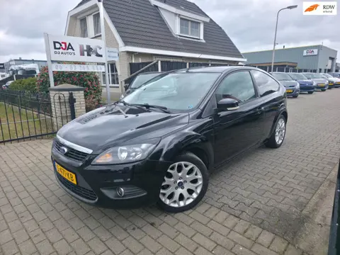 Ford Focus 1.6-16V Futura