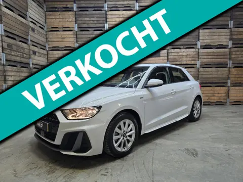 Audi A1 Sportback 30 TFSI S-Line Carplay Stoelverwarming MMI Virtual cockpit 16''LM