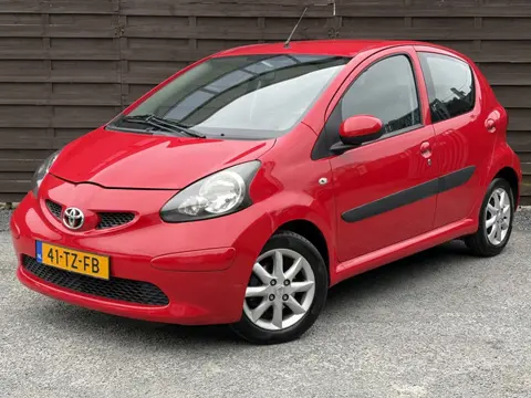 Toyota Aygo 1.0-12V + / Automaat / AC / EL / NAP (bj 2007)