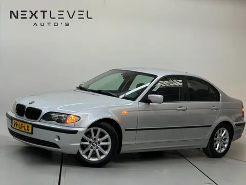 BMW 3-serie 2.2 V6 320i Executive