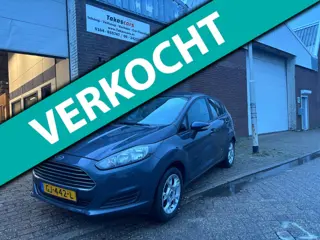 Ford Fiesta 1.0 Style JAAR APK &AIRCO&RIJDT PERFECT