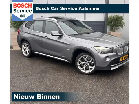 BMW X1 xDrive28i Executive / NAP / PANO / GARANTIE / LEER /