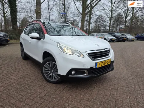 Peugeot 2008 1.2 PureTech Active Automaat Glas Dak NAVI Volledig onderhouden