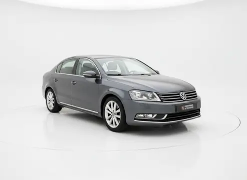 VOLKSWAGEN PASSAT 1.4 TSI HIGH EXECECUTIVE LINE. PDC, STOELVW, NAVI