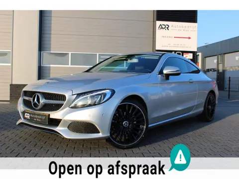 Mercedes-Benz C-klasse Coupé 180 Prestige AMG / Full Led / 19''/ Leder / PDC V+A / volle auto