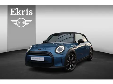 MINI 3-Deurs Cooper | Leder | Achteruitrijcamera | Panoramadak | Comfort Acces