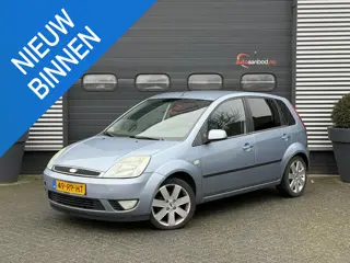 Ford Fiesta 1.4-16V Futura | Airco | Lichtmetalen Velgen | Privacy Glass | 5 Drs