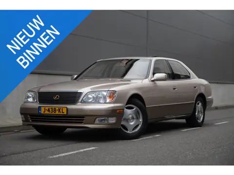 Lexus LS 400 | 66.000KM | Nieuwstaat | Volle Documentatie | Verzamelaarsauto