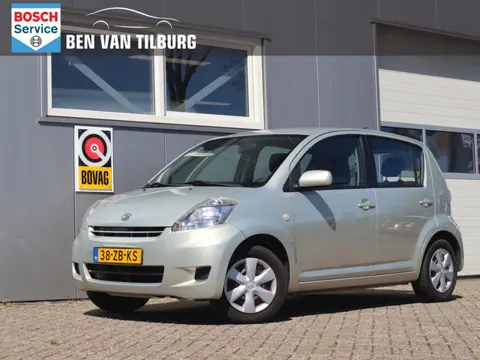 Daihatsu Sirion 2 1.3-16V Prestige / Airco / Automaat / Trekhaak