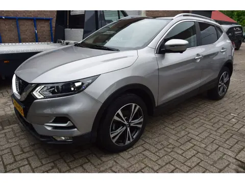 Nissan Qashqai 1.2 Tekna 17"
