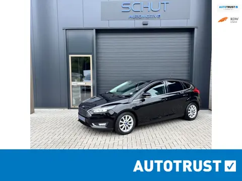 Ford Focus 125pk Titanium CLIMA | CRUISE CONTROL | NAVI | BLUETOOTH | STUURBEDIENING | ISOFIX